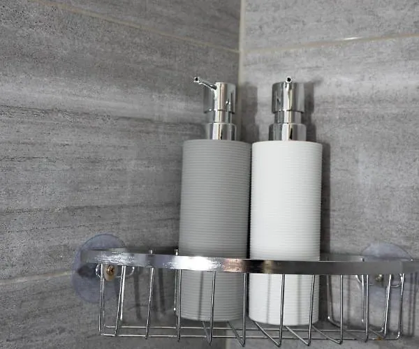 Lovro Studio Apartments * 두브로브니크