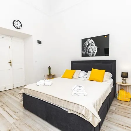 Heart Of Old Town Apartamento *