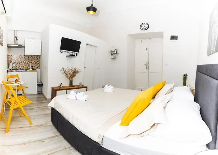 Lovro Studio Apartments Apartment *