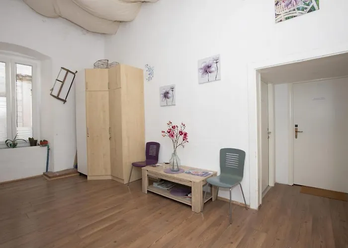 Lovro Studio Apartments