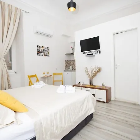 Heart Of Old Town Apartment