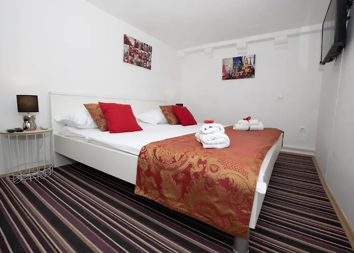 Lovro Apartament *