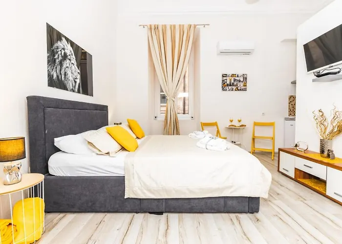 Lovro Apartament *